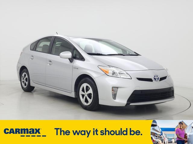 Photo of 2015 Silver Toyota Prius