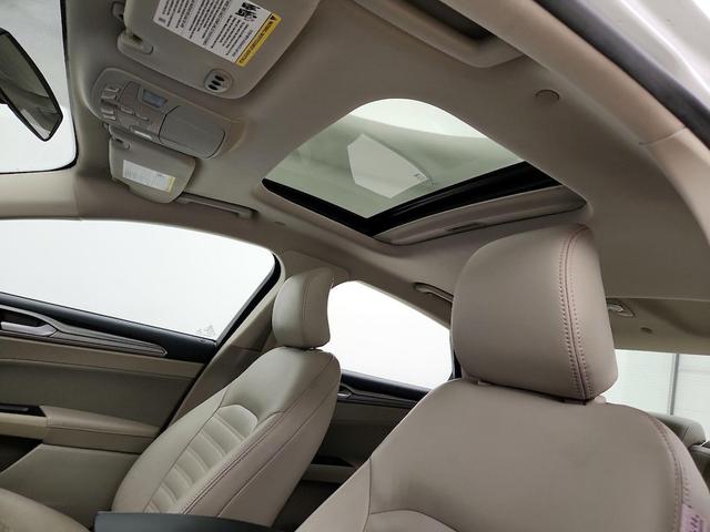 Photo of 2017 Silver Ford Fusion Hybrid