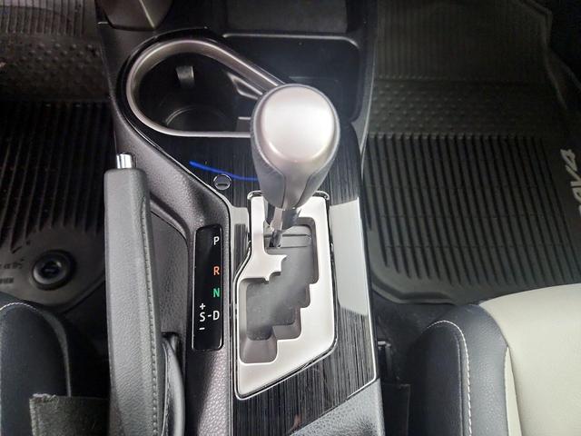 Photo of 2017 Gray Toyota RAV4