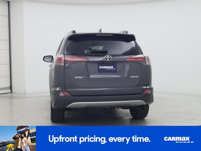Photo of 2017 Gray Toyota RAV4