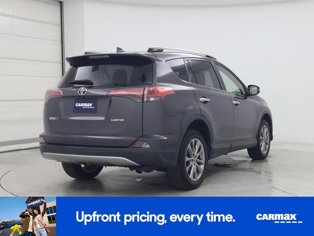 Photo of 2017 Gray Toyota RAV4