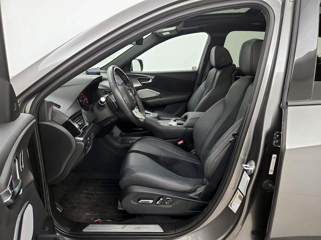 Photo of 2023 Gray Acura RDX