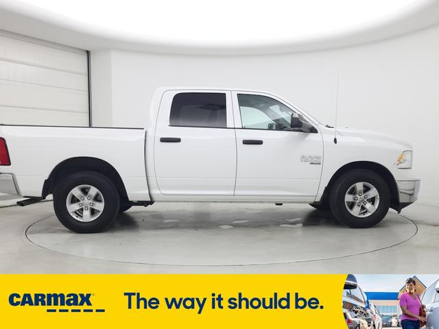 Photo of 2023 White RAM 1500 Classic