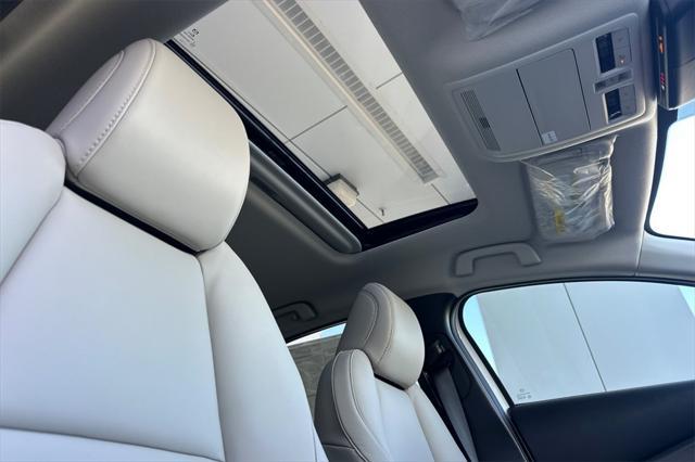Photo of 2025 Snowflake White Pearl Mica Mazda CX-30