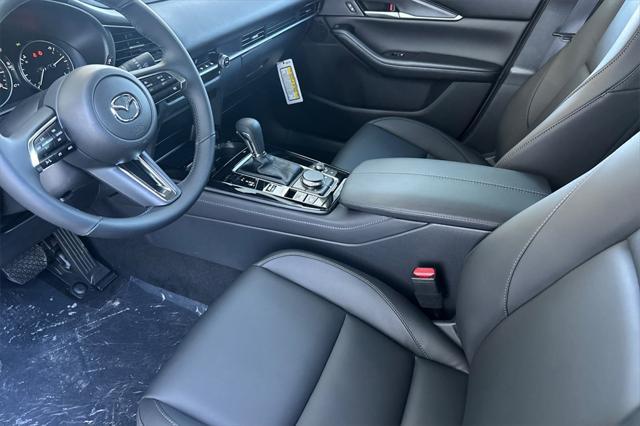 Photo of 2025 Gray Mazda CX-30