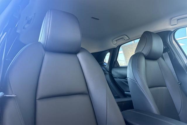 Photo of 2025 Gray Mazda CX-30