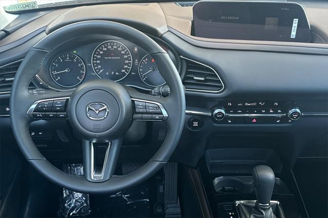Photo of 2025 Gray Mazda CX-30