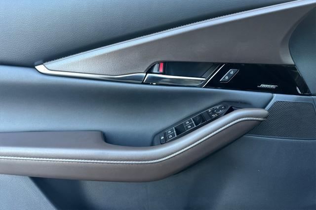 Photo of 2025 Gray Mazda CX-30