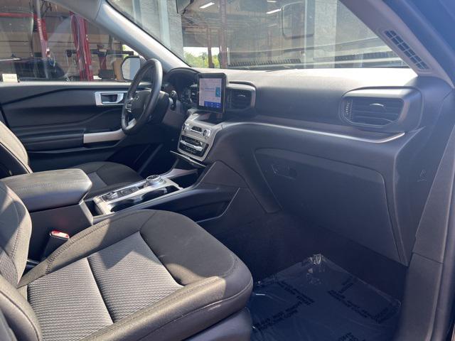 Photo of 2022 Agate Black Metallic Ford Explorer