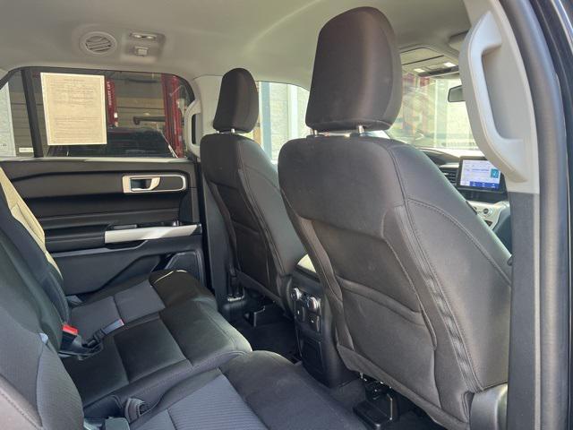 Photo of 2022 Agate Black Metallic Ford Explorer