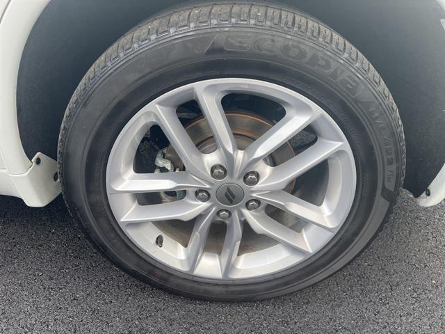 Photo of 2023 White Knuckle Clearcoat Dodge Durango