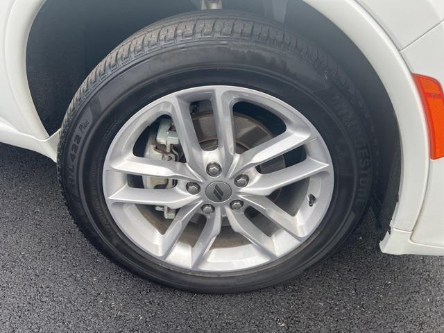 Photo of 2023 White Knuckle Clearcoat Dodge Durango
