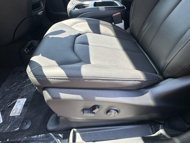 Photo of 2026 Pxj Chrysler Pacifica