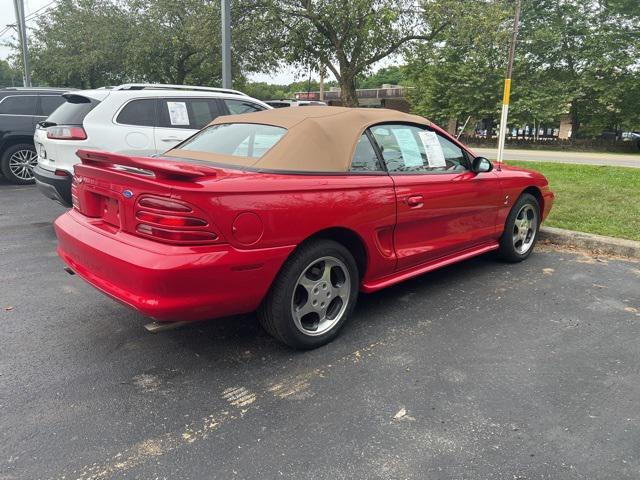 Photo of 1994 Red Ford Mustang