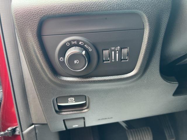 Photo of 2023 Velvet Red Pearlcoat Jeep Grand Cherokee L