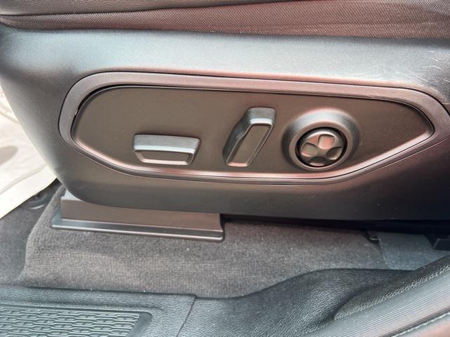 Photo of 2023 Velvet Red Pearlcoat Jeep Grand Cherokee L