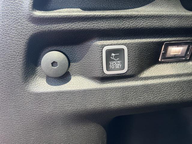 Photo of 2023 Velvet Red Pearlcoat Jeep Grand Cherokee L