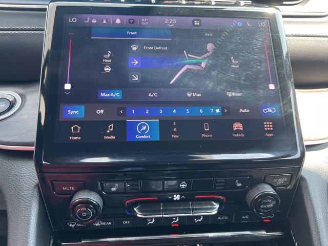 Photo of 2023 Velvet Red Pearlcoat Jeep Grand Cherokee L
