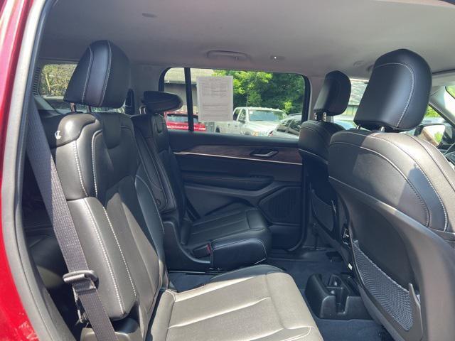 Photo of 2023 Velvet Red Pearlcoat Jeep Grand Cherokee L