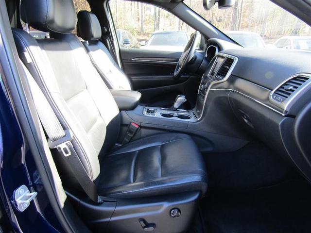 Photo of 2018 True Blue Pearlcoat Jeep Grand Cherokee