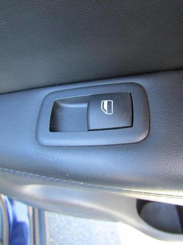 Photo of 2018 True Blue Pearlcoat Jeep Grand Cherokee