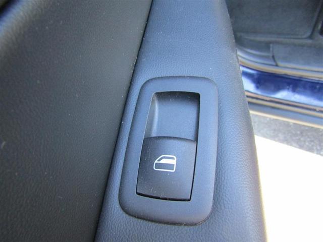 Photo of 2018 True Blue Pearlcoat Jeep Grand Cherokee