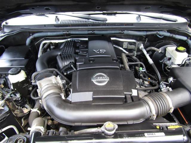 Photo of 2011 Super Black Nissan Frontier