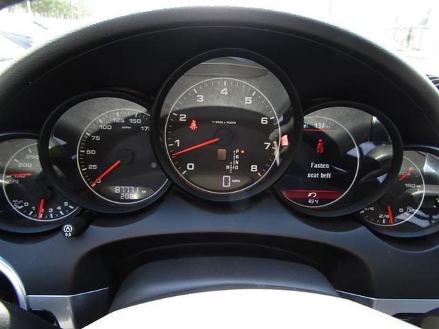 Photo of 2014 Black Porsche Cayenne