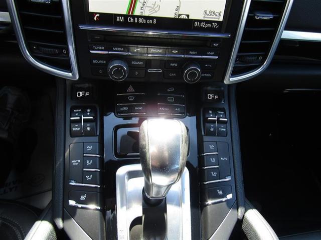 Photo of 2014 Black Porsche Cayenne