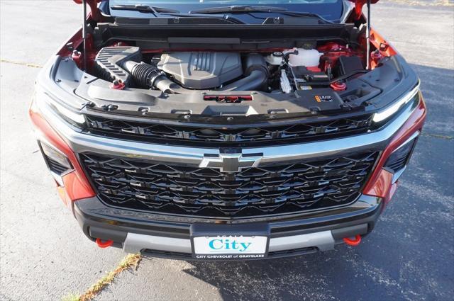 Photo of 2025 Radiant Red Chevrolet Traverse