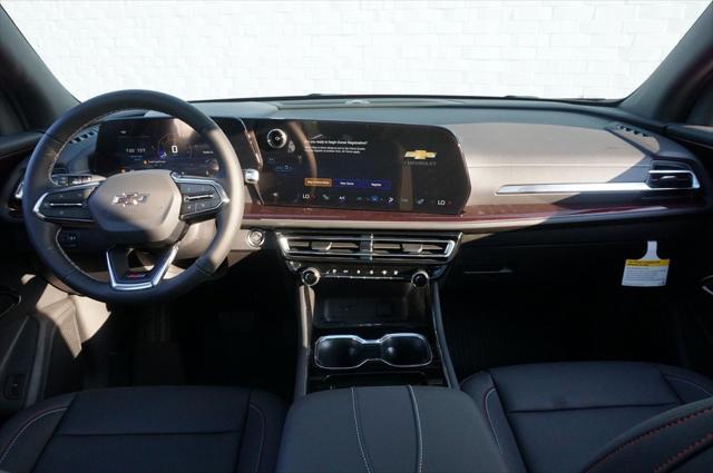 Photo of 2025 Radiant Red Chevrolet Traverse
