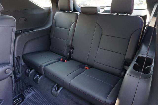 Photo of 2025 Radiant Red Chevrolet Traverse