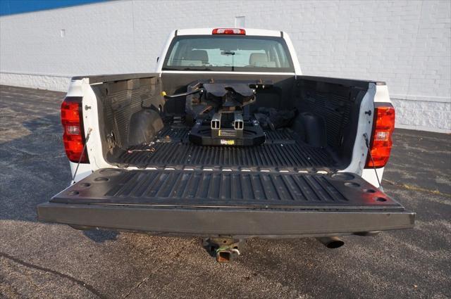 Photo of 2015 Summit White Chevrolet Silverado 3500