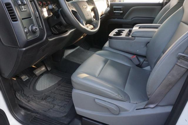 Photo of 2015 Summit White Chevrolet Silverado 3500