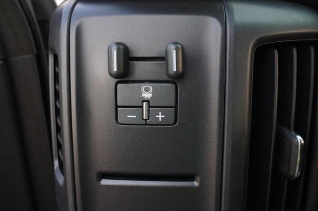 Photo of 2015 Summit White Chevrolet Silverado 3500