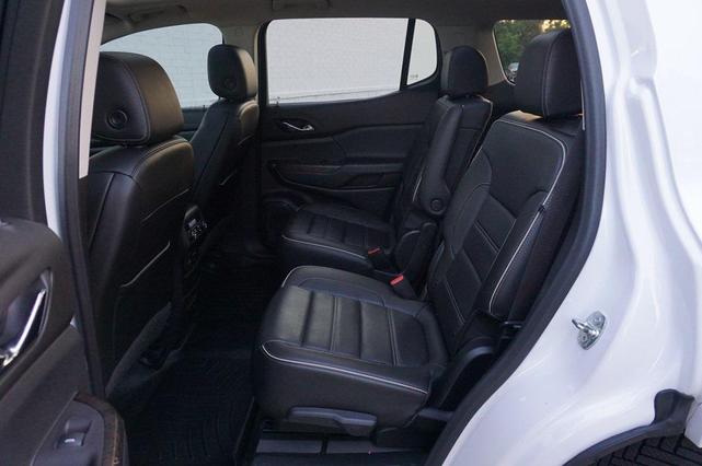Photo of 2020 White Frost Tricoat GMC Acadia