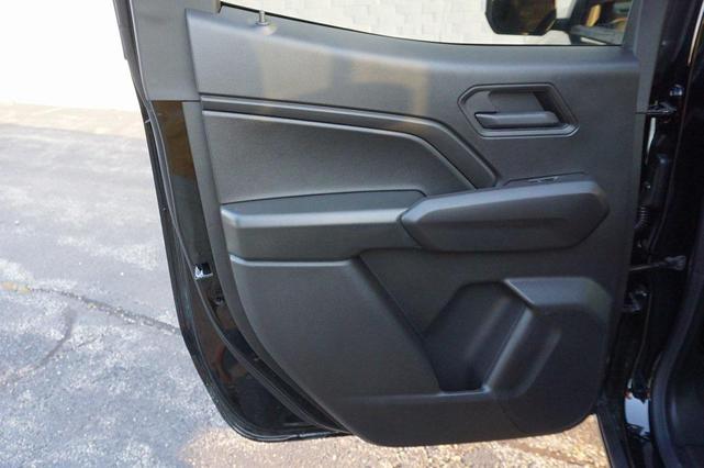 Photo of 2026 Black Chevrolet Colorado