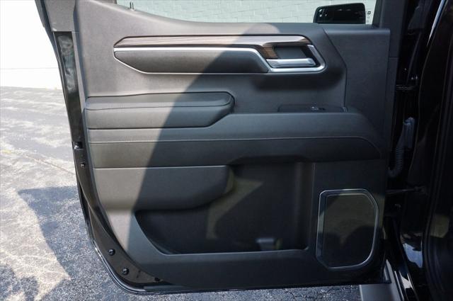 Photo of 2023 Black Chevrolet Silverado 1500