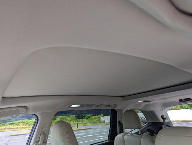 Photo of 2022 Abyss Blue Pearl Subaru Ascent