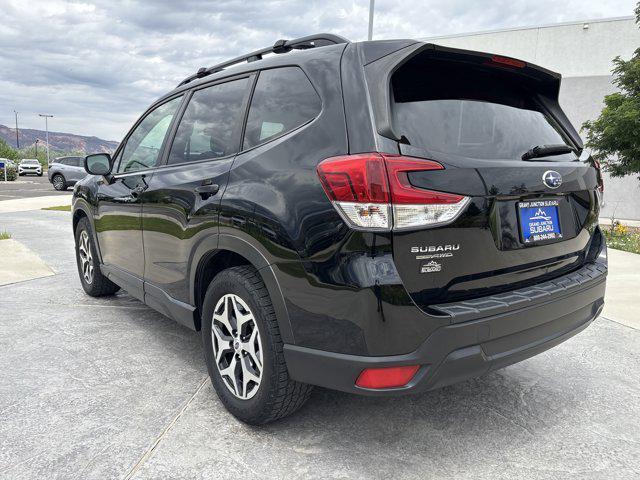 Photo of 2020 Crystal Black Silica Subaru Forester