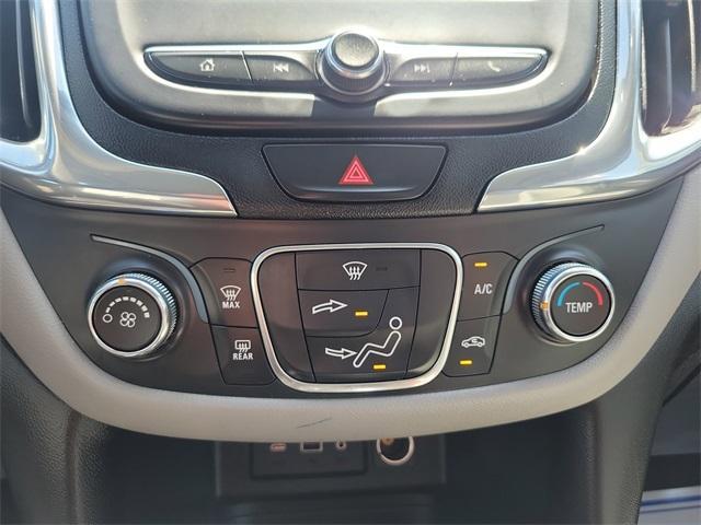 Photo of 2020 Summit White Chevrolet Equinox