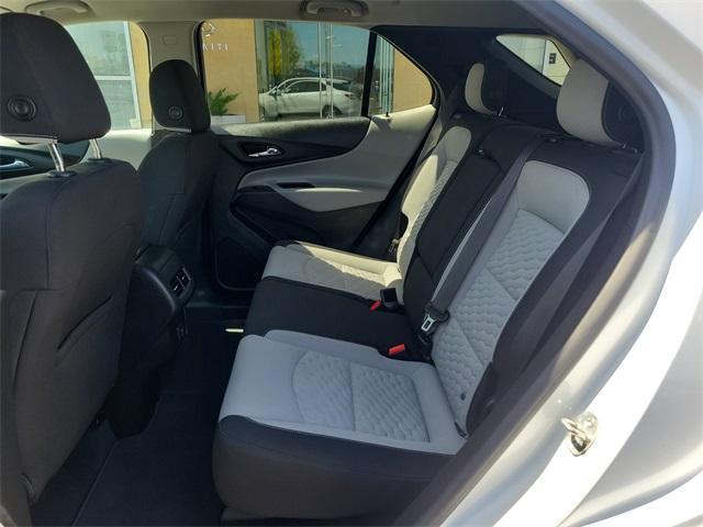 Photo of 2020 Summit White Chevrolet Equinox