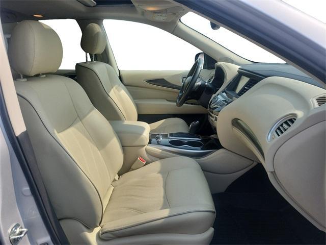 Photo of 2020 Liquid Platinum INFINITI QX60