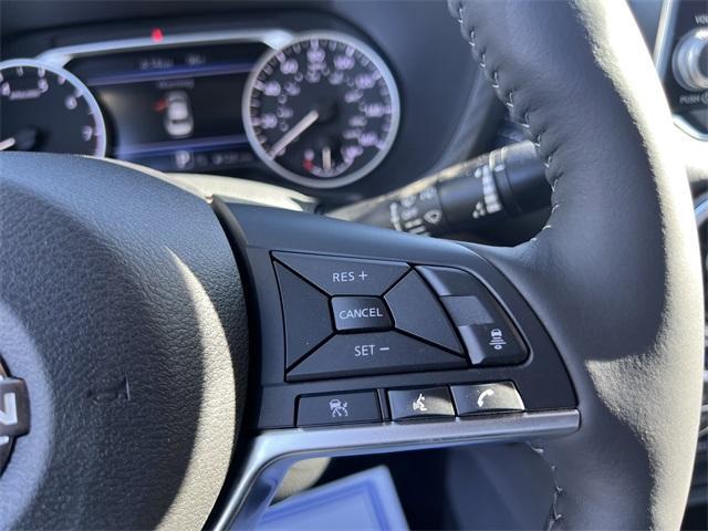 Photo of 2025 Black Nissan Sentra