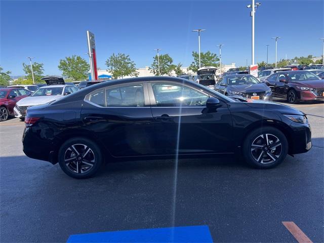 Photo of 2025 Black Nissan Sentra