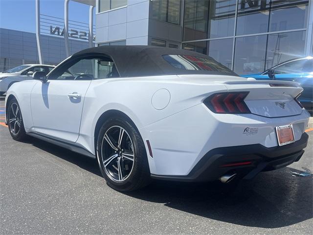 Photo of 2024 Oxford White Ford Mustang