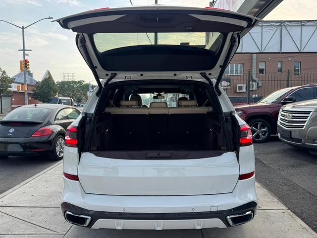 Photo of 2019 White BMW X5