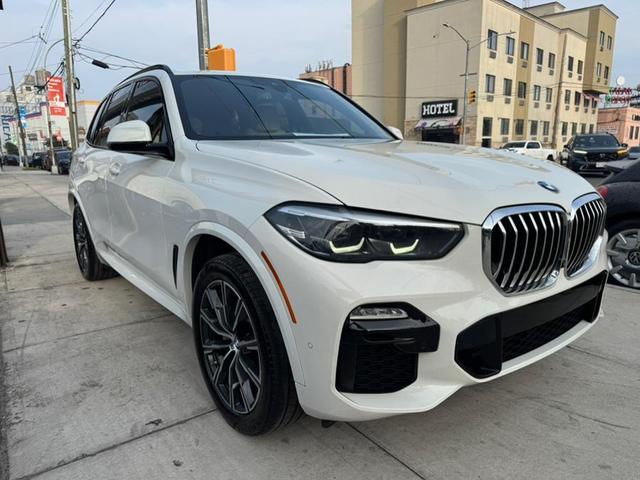 Photo of 2019 White BMW X5