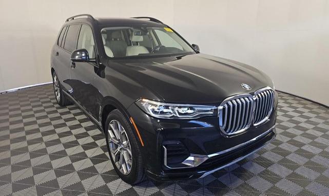 Photo of 2022 Black BMW X7