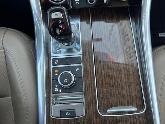 Photo of 2019 Loire Blue Land Rover Range Rover Sport